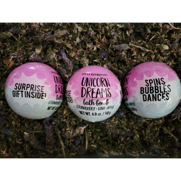 Onyx Bathhouse Unicorn Dreams Bath Bombs Strawberry Kiwi Apple - Picture 1 of 2